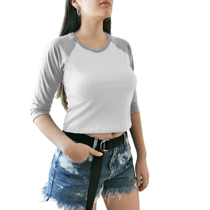 crop top raglan blanco gris